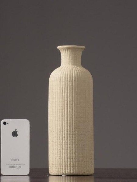 classic-bottle-shaped-ceramic-vases-2_3faf83f0-1ab0-4f86-bc3a-8c377ea90f2f